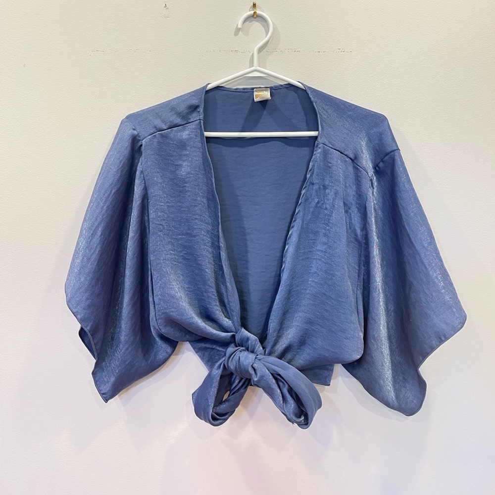 NEVER WORN Blue Shawl Blouse